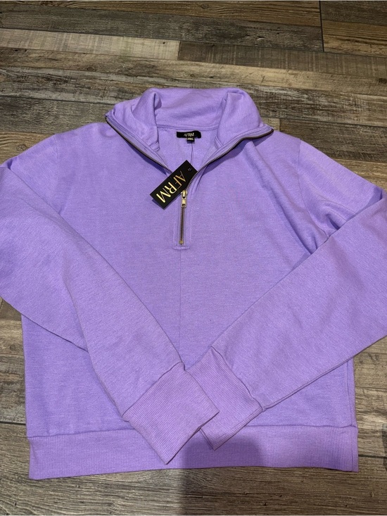 AFRM Tops - AFRM NWT Size XS 1/2 Zip